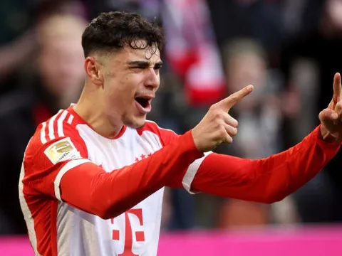 Aleksandar Pavlovic: Một Toni Kroos mới của Bayern