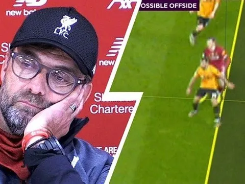 Klopp: "VAR quyết định sai ở đâu nào?"