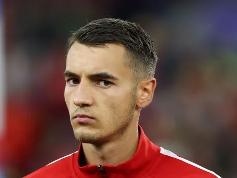 Arsenal xác định cầu thủ 'không thể chuyển nhượng'