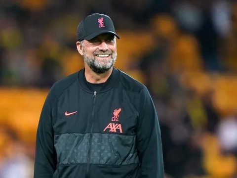 Jurgen Klopp và 4 HLV đang được Barca cân nhắc thay Koeman
