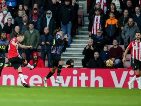 5 điểm nhấn Liverpool 5-2 Norwich: Khi Jurgen Klopp nghiêm túc