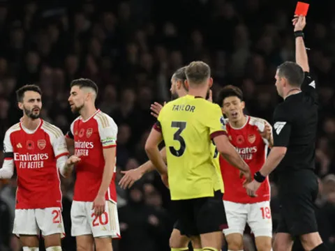 "Tôi cảm thấy ghê người khi thấy tình huống được chiếu lại"