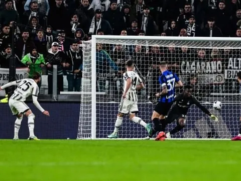 Kylian Mbappe bênh Donnarumma, chỉ trích cổ động viên AC Milan