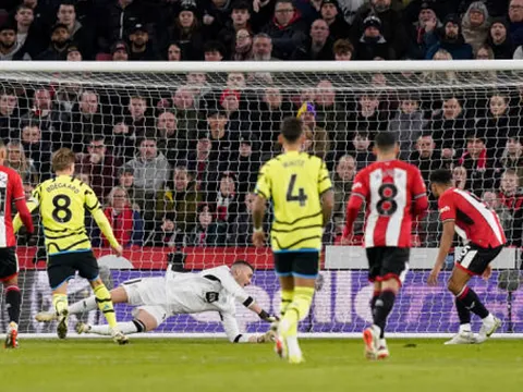 Arsenal áp đảo đối thủ đến tận cùng