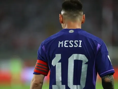 Ba ngôi sao Arsenal vắng mặt trong buổi tập trước đại chiến