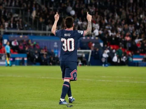 Deschamps: “Mbappe xứng đáng giành Quả bóng Vàng”