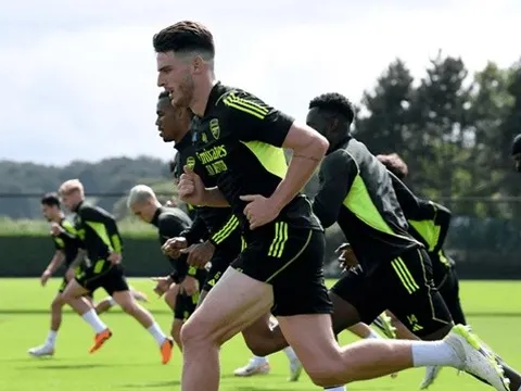 Thái độ của dàn sao Arsenal trước cuộc đại chiến M.U