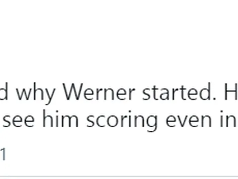 Haaland và bạn gái sánh vai trên thảm đỏ