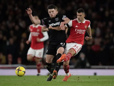 Declan Rice thể hiện ra sao so với hàng tiền vệ Arsenal?