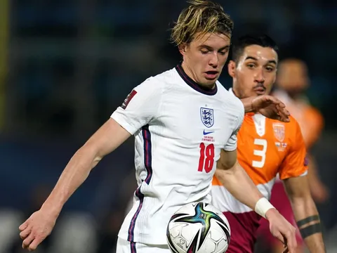 Mourinho mừng sinh nhật tuổi 60 cùng AS Roma