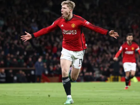 Người thắng kẻ thua sau trận Man United 2-2 Tottenham