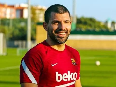 "Klopp nghĩ ông ta là ai?"