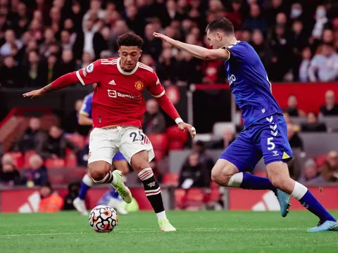 Juve dập tắt tham vọng của Man Utd