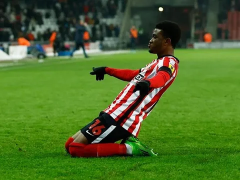 Ten Hag ra phán quyết cho Amad Diallo