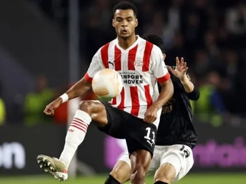 Sau tất cả, thời cơ lại đến với Manchester City