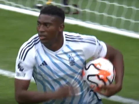 Pochettino cập nhật tình trạng của James, Enzo và Caicedo