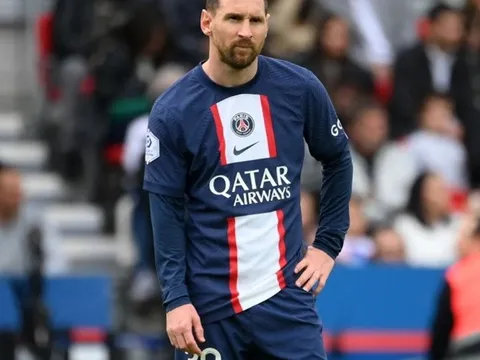 Jorginho xuất hiện cùng bạn gái tại New York