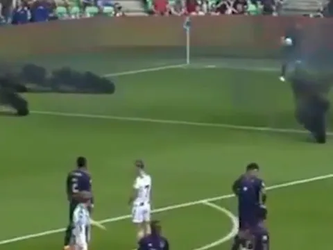 Roy Keane thán phục Arsenal