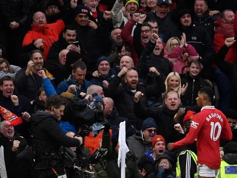 1 cầu thủ Man United có suất đá chính ở Man City