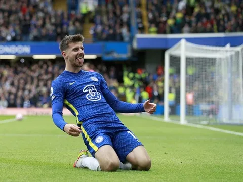 "1 cú sút siêu đẳng làm Tuchel bật dậy khỏi ghế"