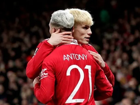Antony phá vỡ im lặng sau thất bại