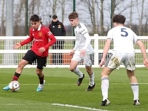 Vừa tới OTF, tân binh tài năng liền ghi bàn ra mắt Man Utd
