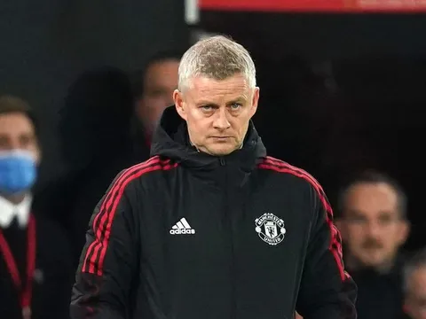 Sa thải Solskjaer, Man Utd chọn nhanh HLV tạm quyền