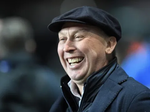 Ian Wright bất ngờ với diện mạo của đồng đội cũ ở trận Arsenal - Oxford