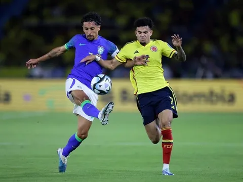 Một trận thua phơi bày cả tá vấn đề của Brazil