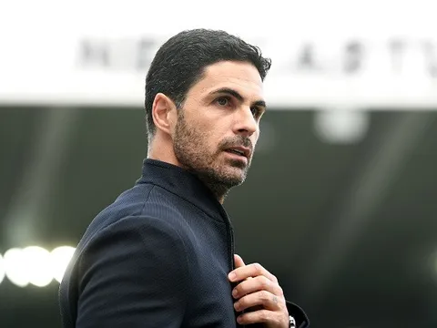 Arsenal so kè với Man City ở thương vụ 100 triệu bảng