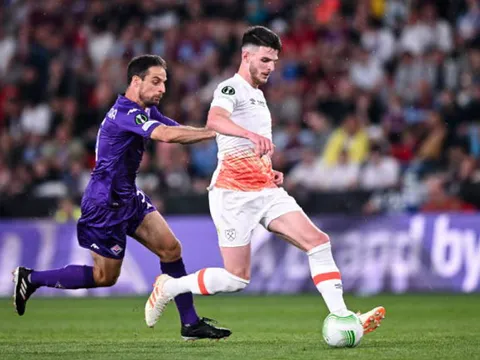 "Tôi không tưởng tượng được viễn cảnh Declan Rice khoác áo Arsenal"