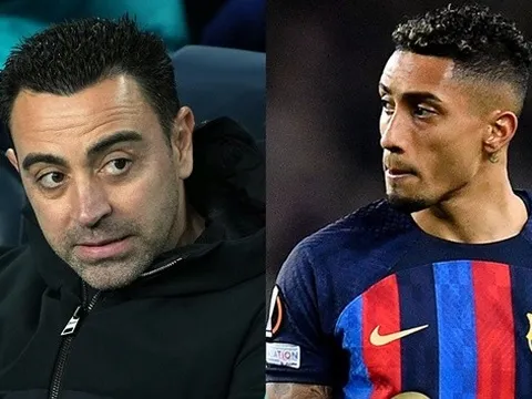 Kvaratskhelia đến Premier League, giá 90 triệu euro?