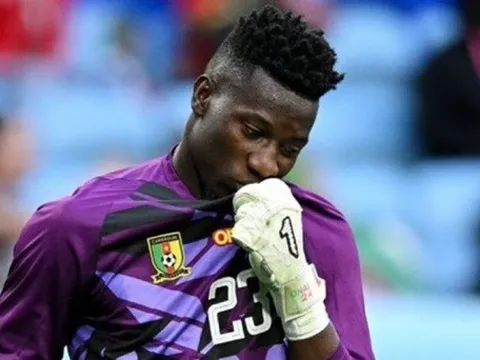 Onana mắc lỗi trước Mane, HLV Cameroon lên tiếng