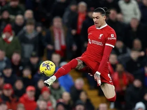 "Tôi không hiểu tại sao Darwin Nunez không đá chính trước Arsenal"