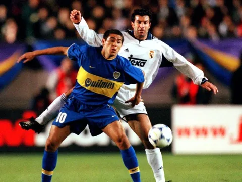 10 bản hợp đồng 1 mùa bóng của Barcelona: Ibra, Riquelme…