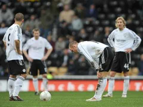 10 đội bóng tệ hại nhất lịch sử Premier League