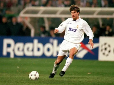 10 ngôi sao nổi tiếng từng bị Barcelona lãng quên