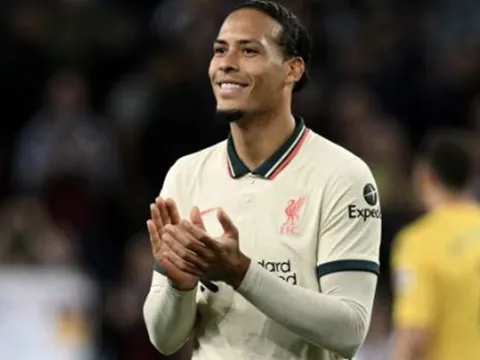 10 trung vệ xuất sắc nhất thế giới: Sao Arsenal; Van Dijk 2.0