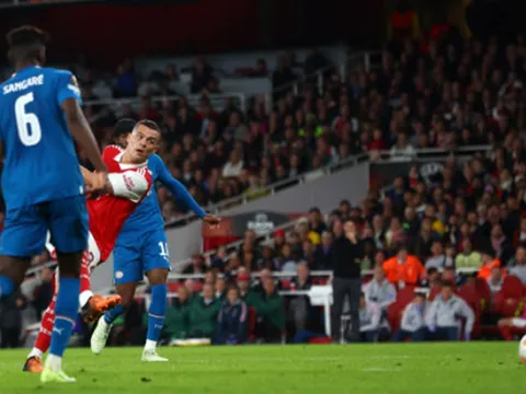Hàng thủ tệ hại, Juventus tụt xuống vị trí thứ 4 ở Serie A