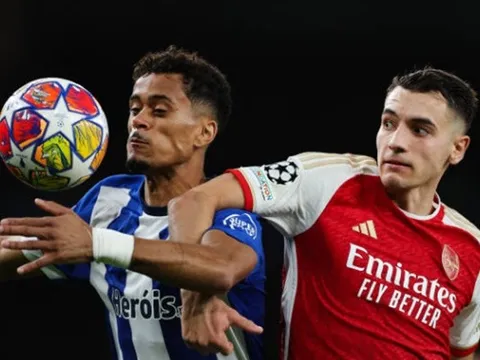 Andrew Robertson: Không thể chấp nhận được