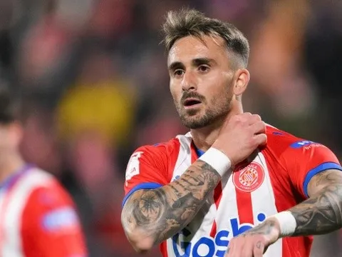 Aleix Garcia có phải là giải pháp cho hàng tiền vệ của Barca?