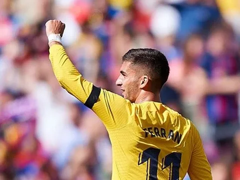 Barca cắt đứt chuỗi 13 trận bất bại của Atletico