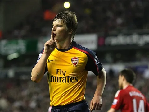 11 cầu thủ ra mắt Arsenal cùng năm với Wilshere thể hiện ra sao?