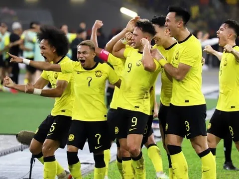 Hủy diệt Singapore, Malaysia thách thức Thái Lan tại bán kết