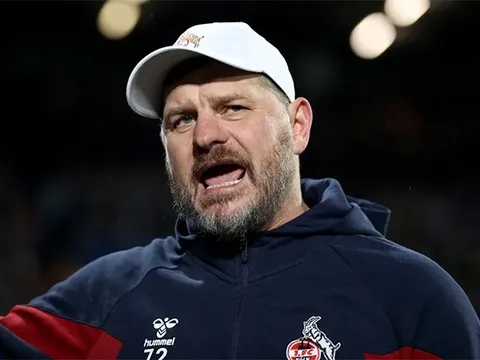 HLV FC Koln cảnh giác với Harry Kane