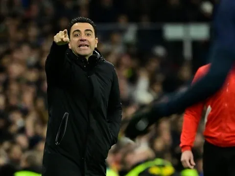 Giám đốc Barca lên tiếng về tương lai của Xavi
