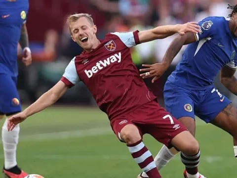 James Ward-Prowse và Sterling xứng đáng được trao cơ hội