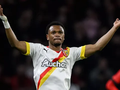 Mục tiêu 25 triệu của Arsenal thừa nhận bến đỗ mơ ước