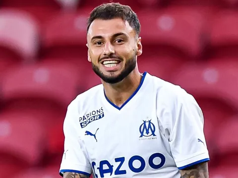 Jonathan Clauss - Từ kẻ bị Deschamps ruồng bỏ đến ngôi sao ở cúp châu Âu