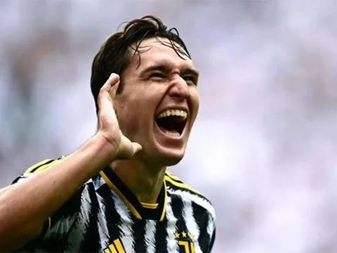 Liverpool mở đàm phán, nhận báo giá Chiesa